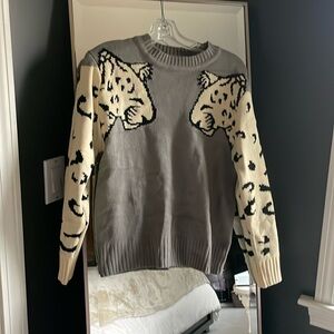 Leopard Printed Sweater l Medium